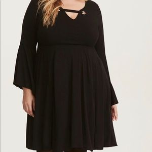 Torrid witchy bell sleeve midi dress